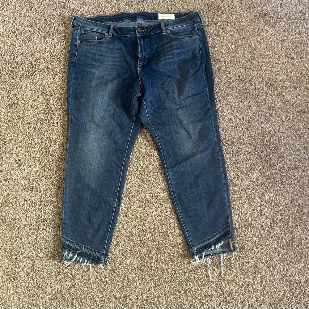Vince Camuto Raw Hem Jeans SZ 20